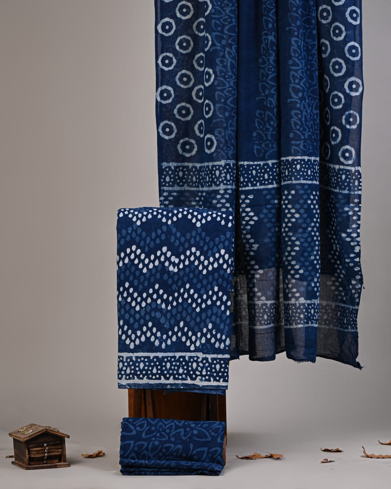 Exclusive Hand Block Cotton Suit With Cotton Dupatta(VKCOT15)