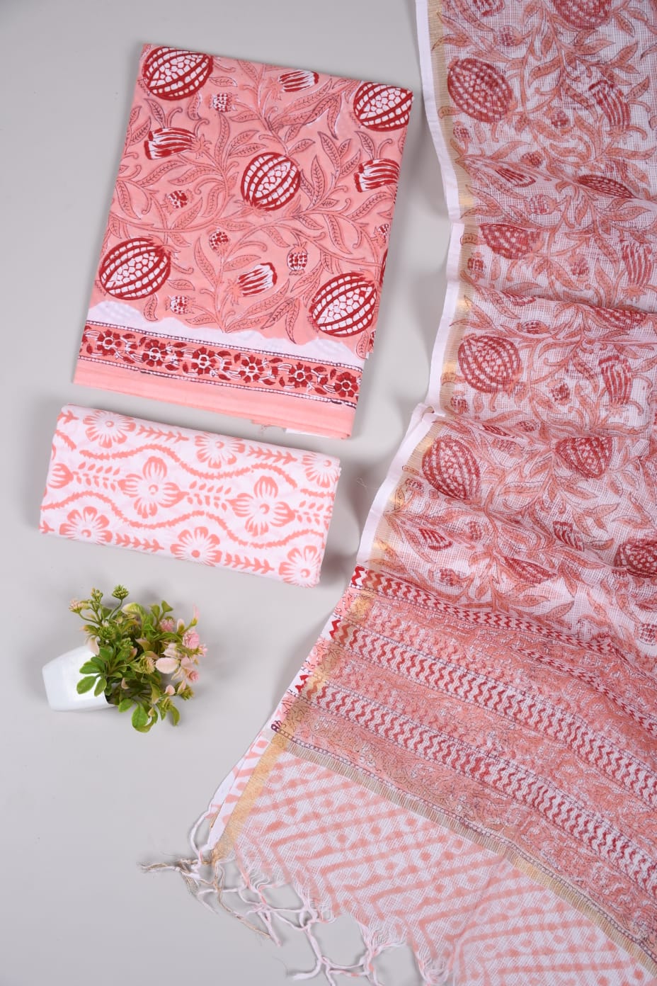 Exclusive Hand Block Cotton Suit With Kota Doriya Dupatta Suits(VKCOTKO39)