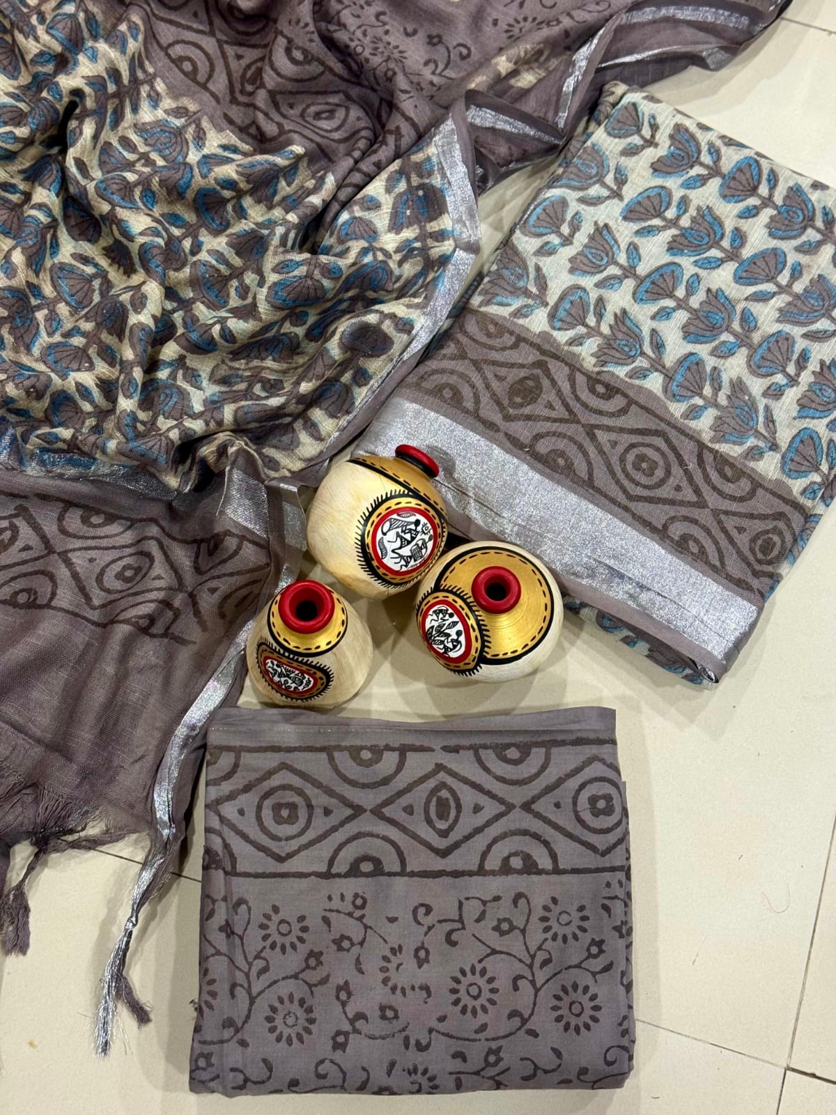 Exclusive Hand Block Linen Suit With Linen Dupatta(VkLS04)