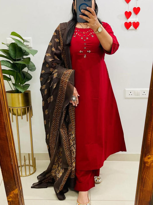 Beautiful pure cotton kurti pant dupatta set