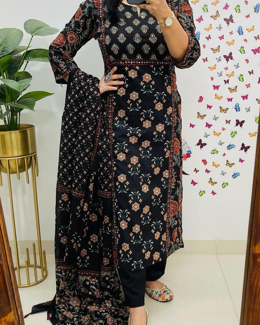 *We are here to spread some magic to your ethnic Heavy Cotton*
*Pure fine Cotton fabric   Kurti with Pant with cotton Sequence work*