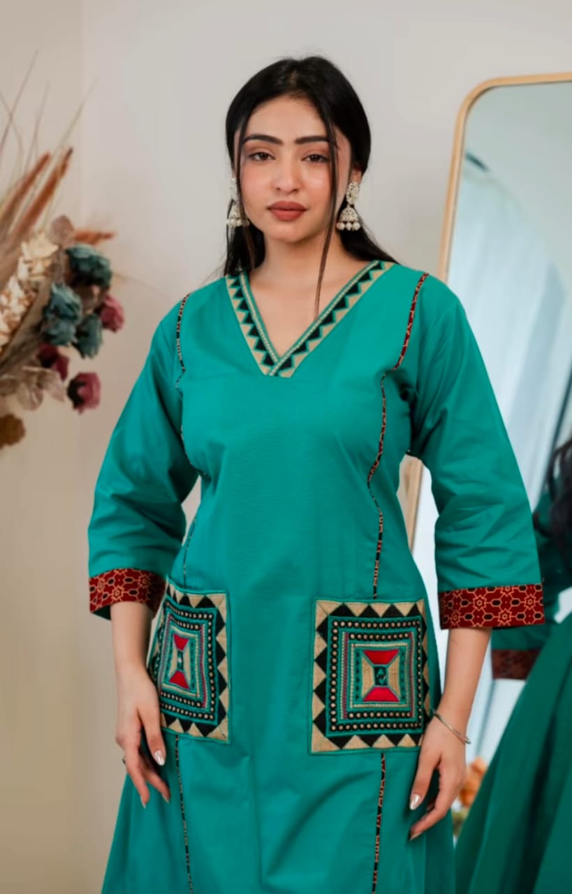 *Pure natural cotton 60-60 kurta collar neck with beautiful pent set*