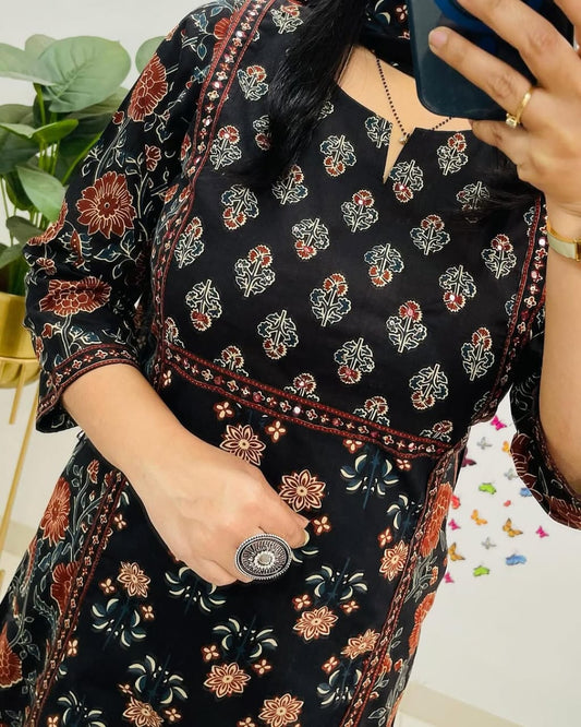 *We are here to spread some magic to your ethnic Heavy Cotton*
*Pure fine Cotton fabric   Kurti with Pant with cotton Sequence work*