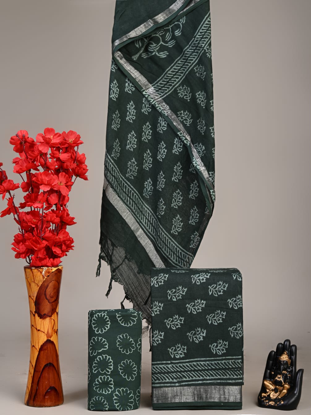 Exclusive Hand Block Linen Suit With Linen Dupatta(VkLS54)