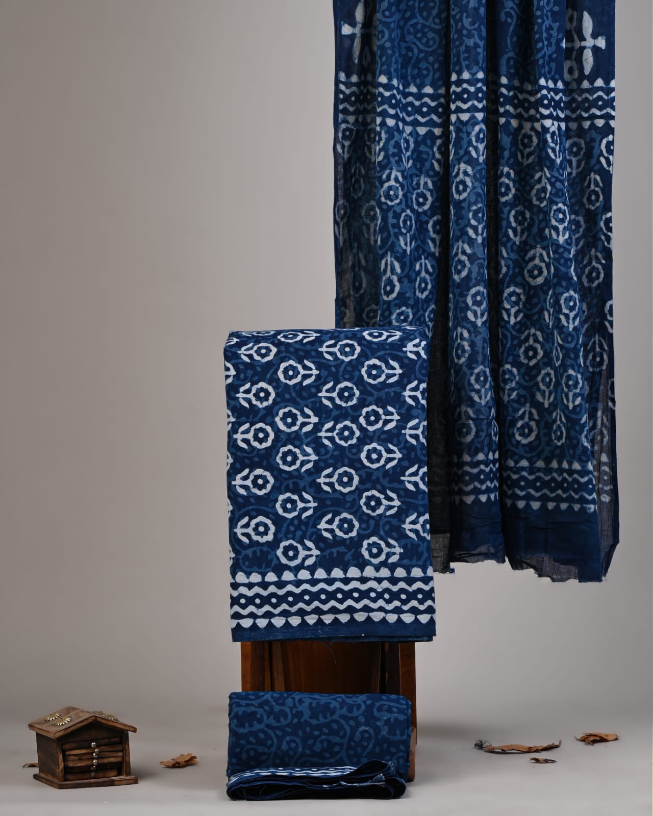 Exclusive Hand Block Cotton Suit With Cotton Dupatta(VKCOT13)
