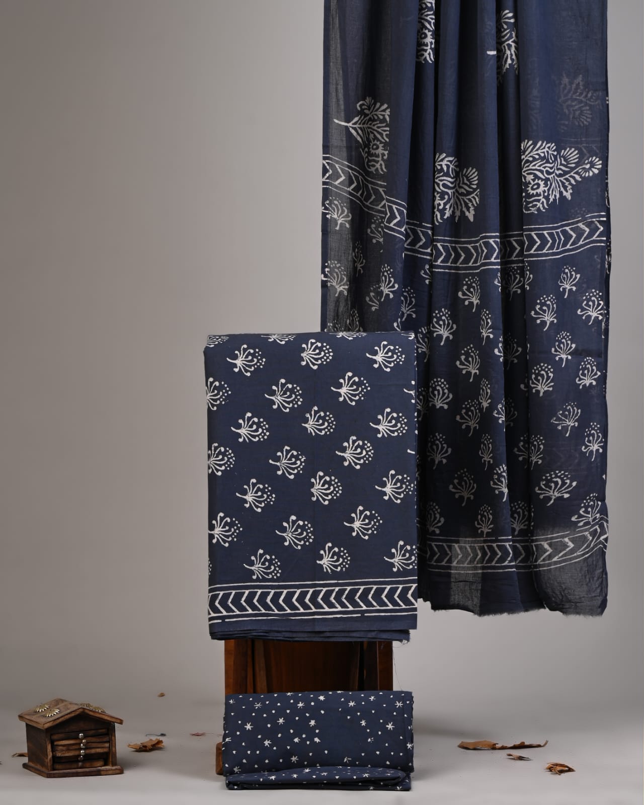 Exclusive Hand Block Cotton Suit With Cotton Dupatta(VKCOT12)