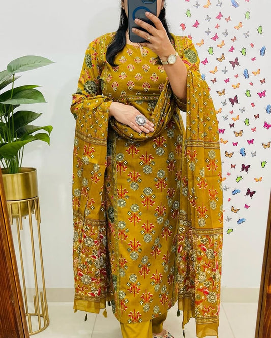 *We are here to spread some magic to your ethnic Heavy Cotton*
*Pure fine Cotton fabric   Kurti with Pant with cotton Sequence work*