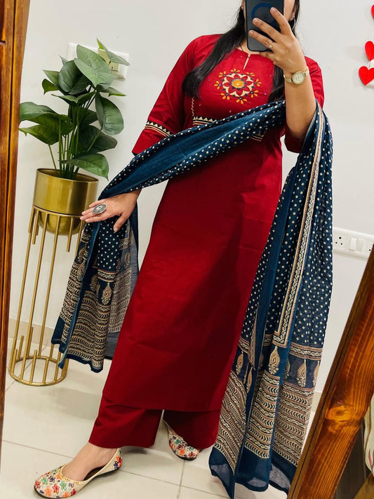 Beautiful pure cotton kurti pant dupatta set