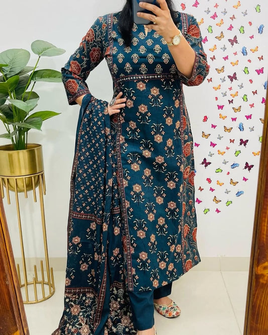 *We are here to spread some magic to your ethnic Heavy Cotton*
*Pure fine Cotton fabric   Kurti with Pant with cotton Sequence work*