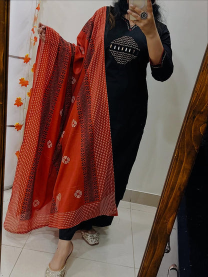 EMBROIDERED COTTON KURTI PANT WITH DUPATTA SUIT SET